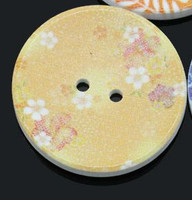 Wood Painted  2 Holes Yellow Flower Pattern (Design 1) 4cm 