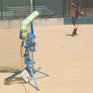 Jugs Lite Flite Pitching Machine Softball Feeder Valley