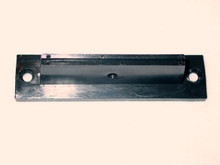 The bow number clip is attached with 2 screws (included).
