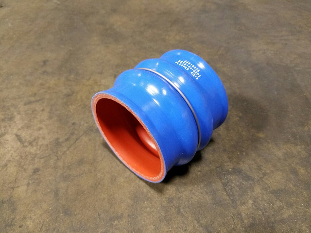 23519078 HOSE, TURBOCHARGER AIR OUTLET, 3.50