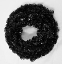 Alberta Spruce Wreath 61cm Black