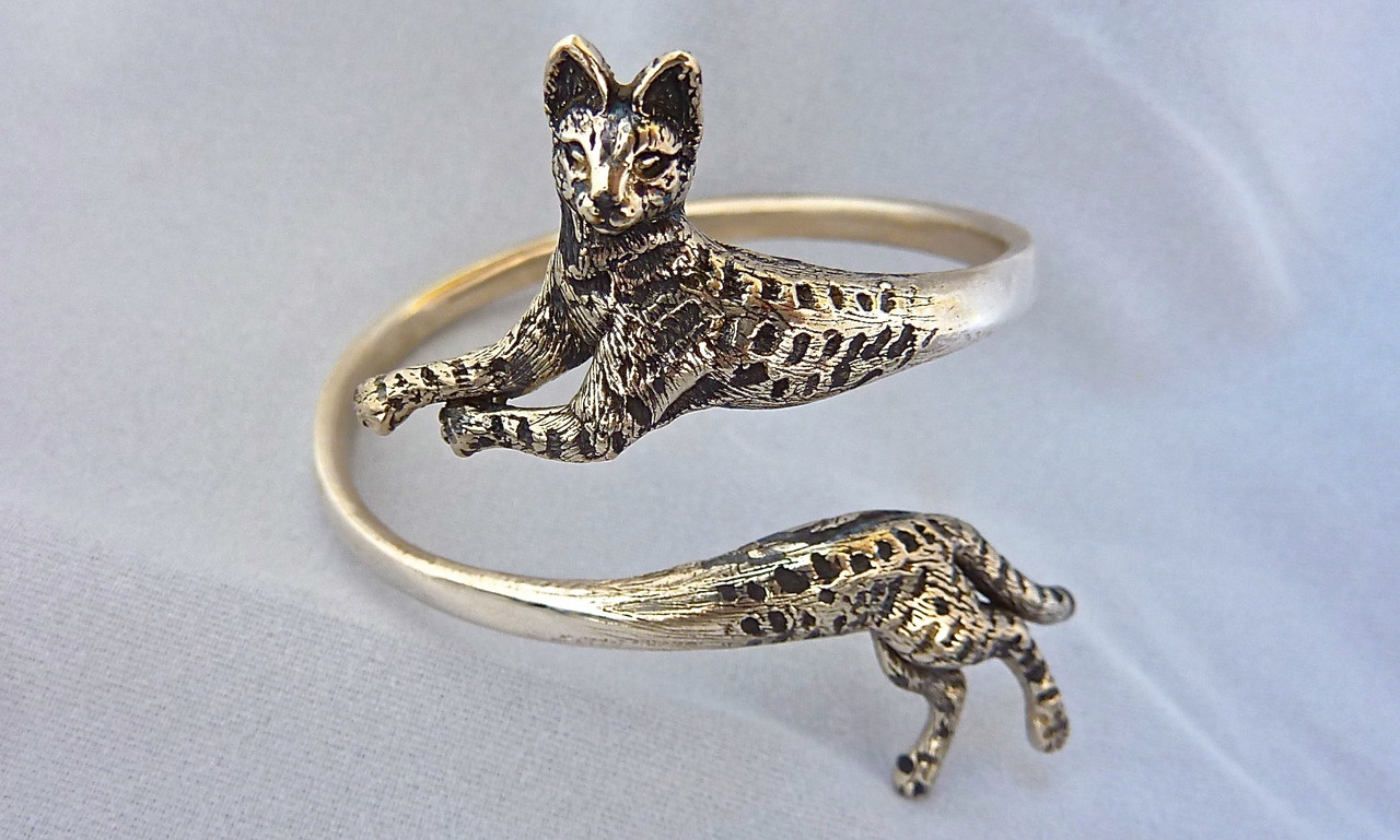 Serval Savannah Cat Bracelet 14k Gold - Fazio's Cat Jewelry