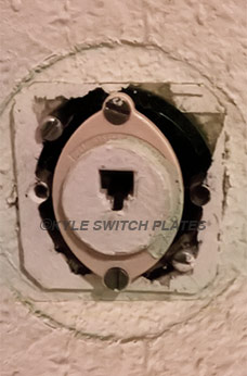 Bell Systems Telephone Jack Round
