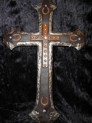 SILVER W/HORSESHOES CROSS