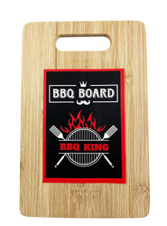 FD2485 BBQ Board
$3.10 plus GST
Our BBQ Board is the perfect BBQ companion for Dad, ideal for slicing and dicing or preparing a nibbles platter.  Product measures 16 x 24.5 x 0.8cm.  New design.
Product Info: a rectangle wooden chopping board with a black, red and white packaging sticker that says “BBQ King”.