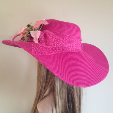 Adjustable sizer band inside.