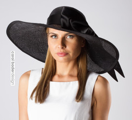 7" brim in Black/Black shown here.