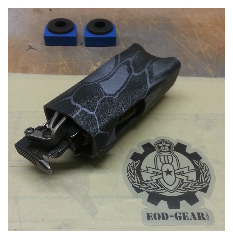 eod-mut-kryptek-sheath-slim.jpg eod-mut-kryptek-sheath-slim.jpg