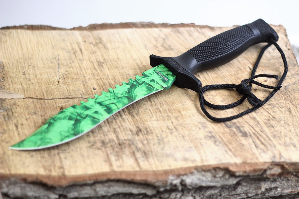 Wartech HWT216 Fixed Blade Bowie Hunting Knife HWT216GN