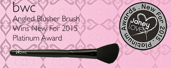 bwc-angled-blusher-brush-award-banner-bwcshop550category.jpg
