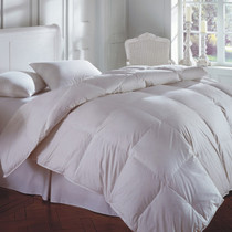 Cascada Peak 600 Fill White Down Comforter