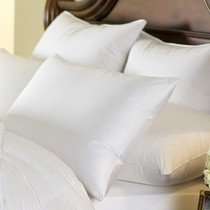 Cascada Peak 600 Fill Power White Down Pillow