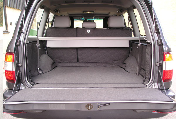 toyota-landcruiser.jpg