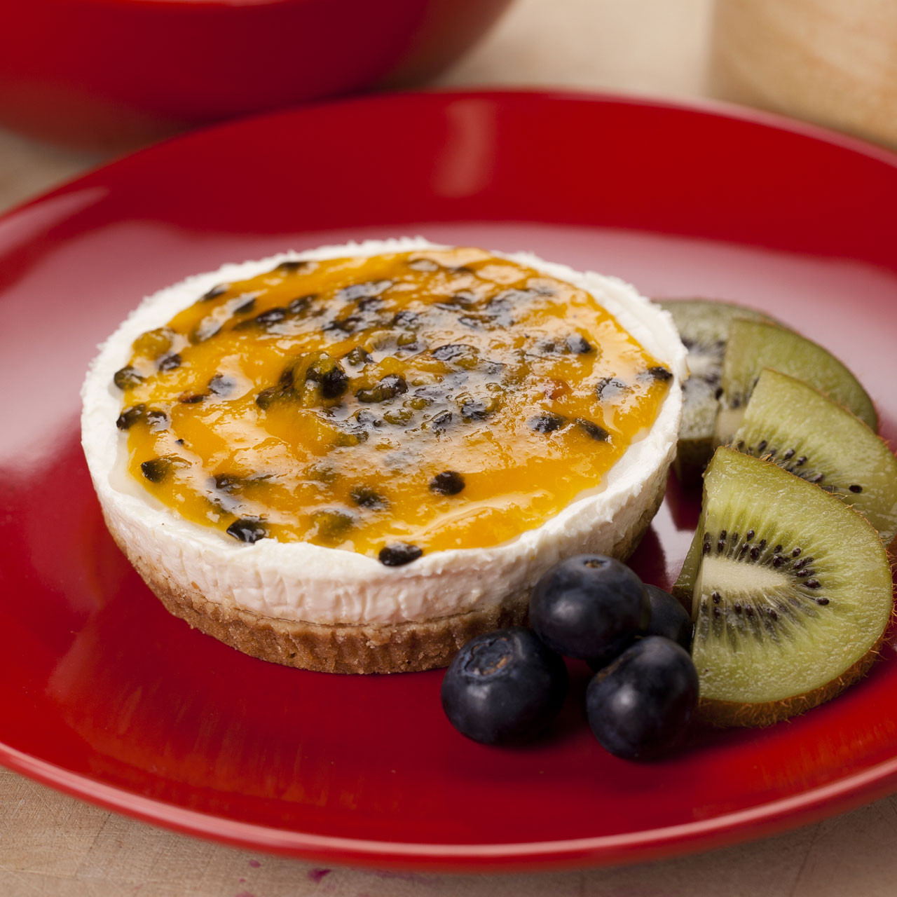 vege2go | creamy passionfruit cheesecake, vegetar