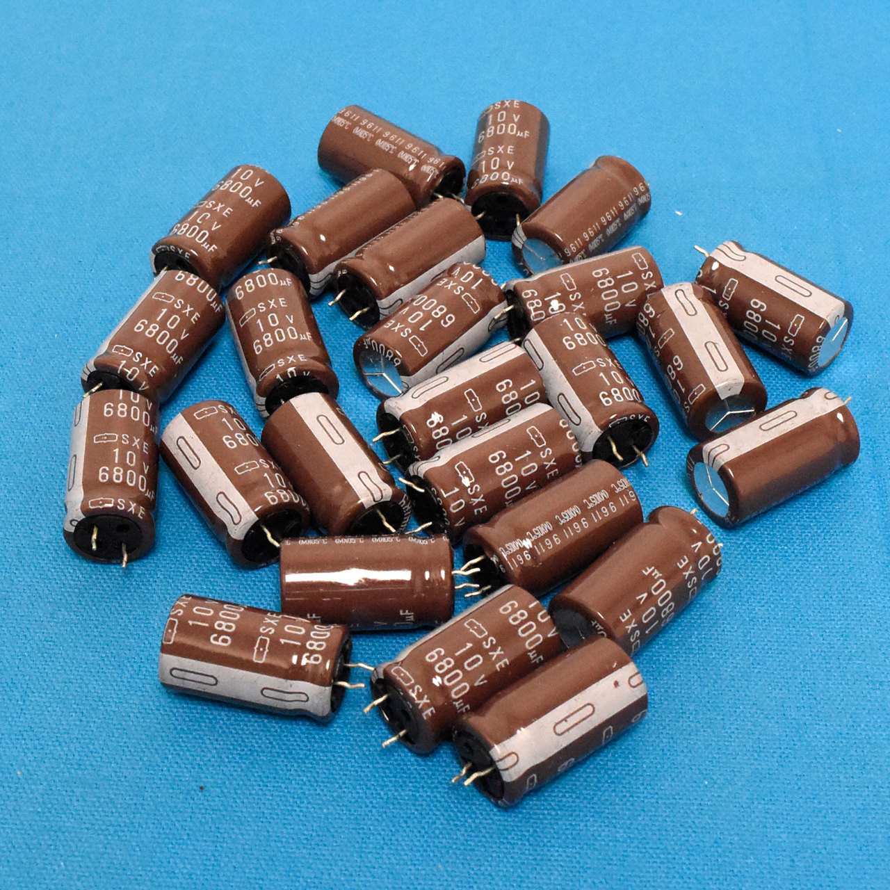 10-pcs-6800uf-6800-uf-10v-electrolytic-capacitors-sxe-teapo