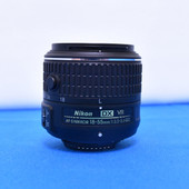 Nikon AF-S DX NIKKOR 18-55mm F3.5-5.6G VR II Lens D3300 