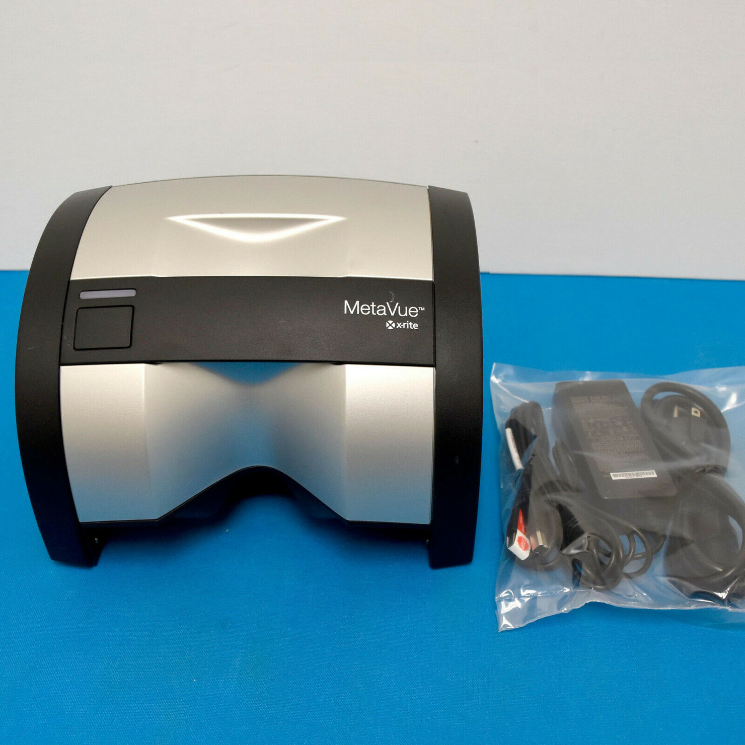 XRite VS3100 MetaVue nonContact Spectrophotometer for Retail Paint