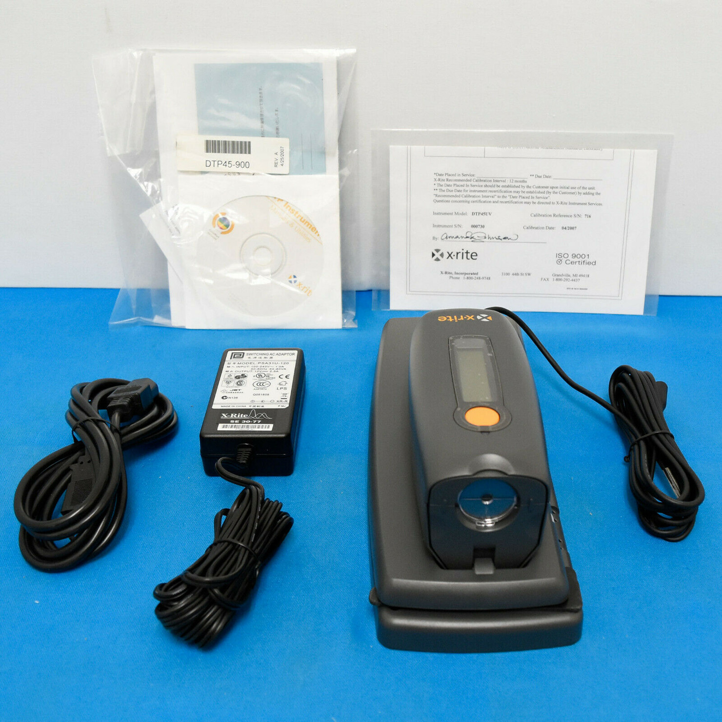 XRite DTP45 Auto Scan/Spot Read Spectrophotometer Calibrate Large