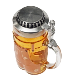 Authentic glass beer steins from GermanSteins.com allow you to show off your German pride Glass beer mug with pewter lid