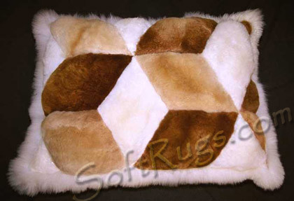 Cubic Illusion Pattern Alpaca Pillow