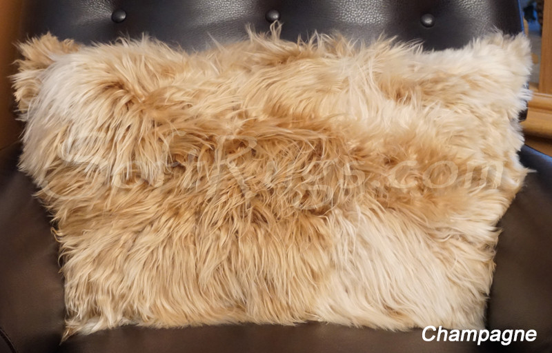 Alpaca fur outlet cushion