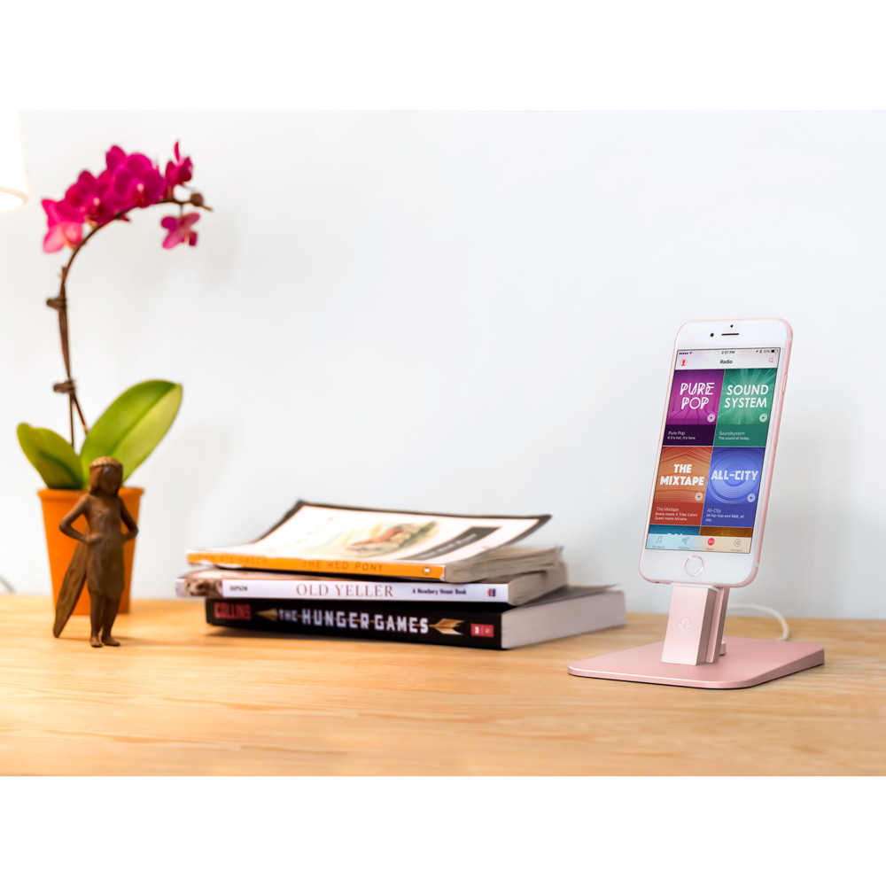 Twelve South HiRise Deluxe Adjustable metal Desktop Stand/Dock
