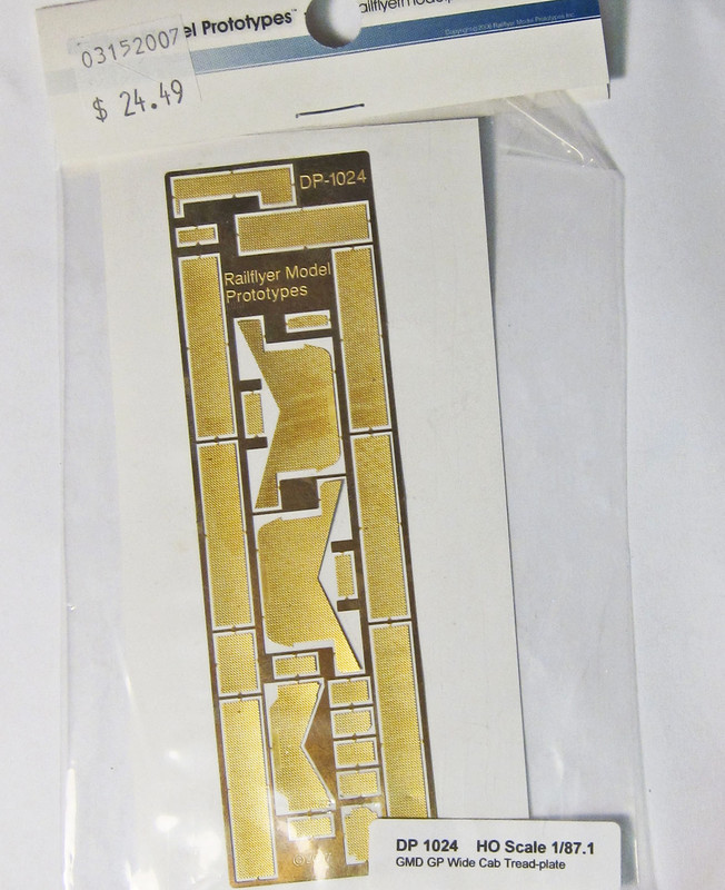 Railflyer 1024 HO Scale Detail Part EMD Locomotive Treadplate GP38 Diesels w/Wide Cab
