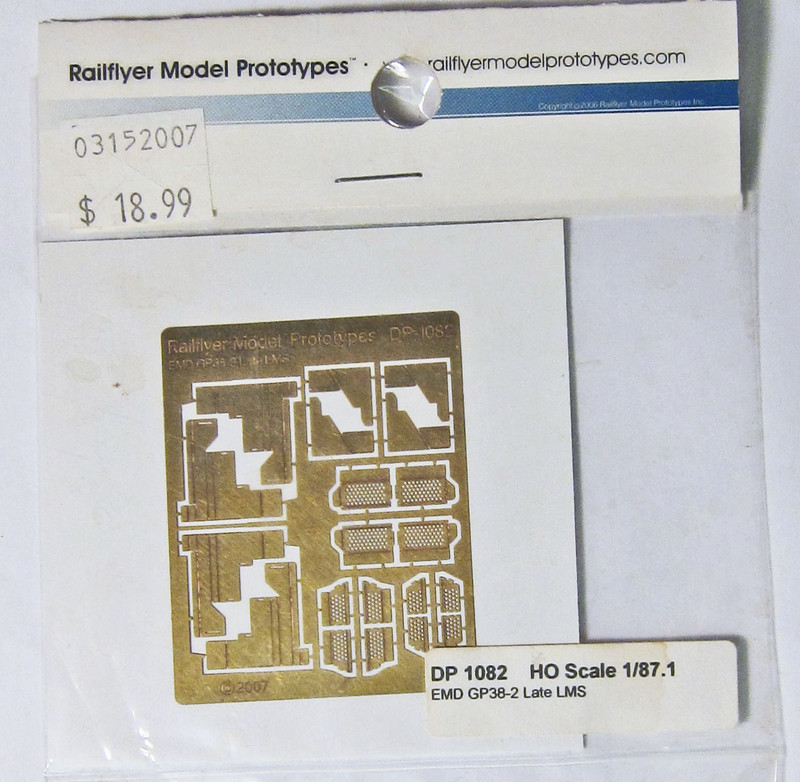Railflyer 1082 HO Scale Detail Part EMD Locomotive Step Kit GP38-2