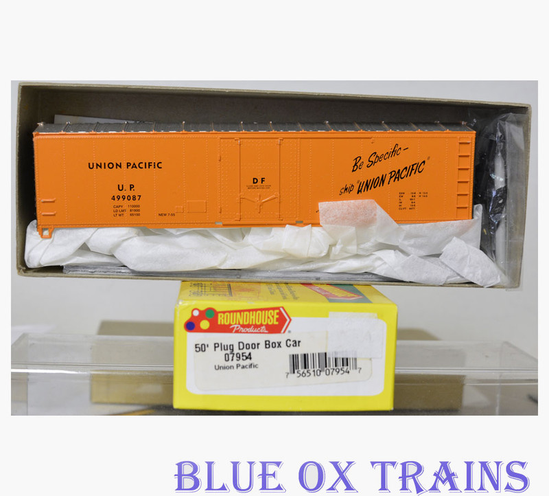 Roundhouse 7954 HO Union Pacific 50' Plug Door Box Car UP 499087 Kit 