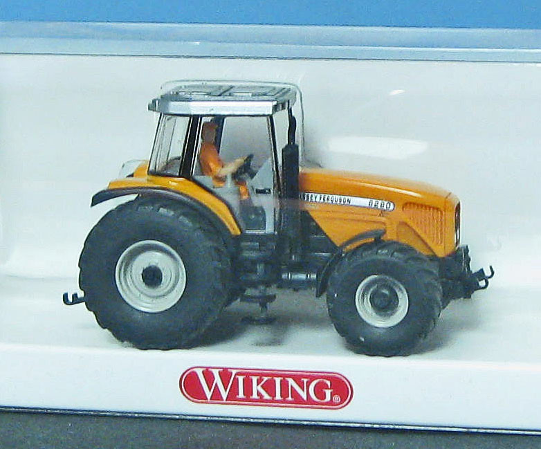 ho scale tractor