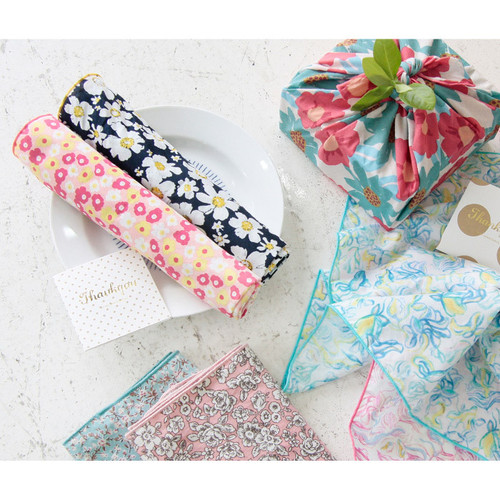 Wannabe flower pattern hankie handkerchief Wannabe flower pattern hankie handkerchief