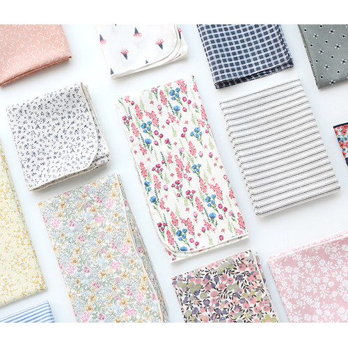 Warm breeze pattern cotton handkerchief Warm breeze pattern cotton handkerchief