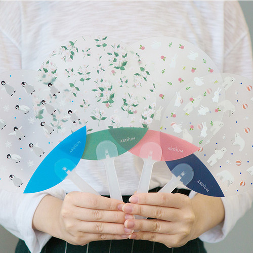 Animal and flower pattern round hand fan Animal and flower pattern round hand fan