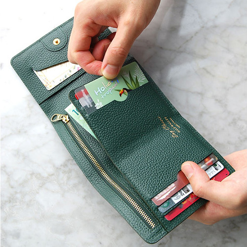 Green - Day classic cowhide leather trifold wallet Green - Day classic cowhide leather trifold wallet
