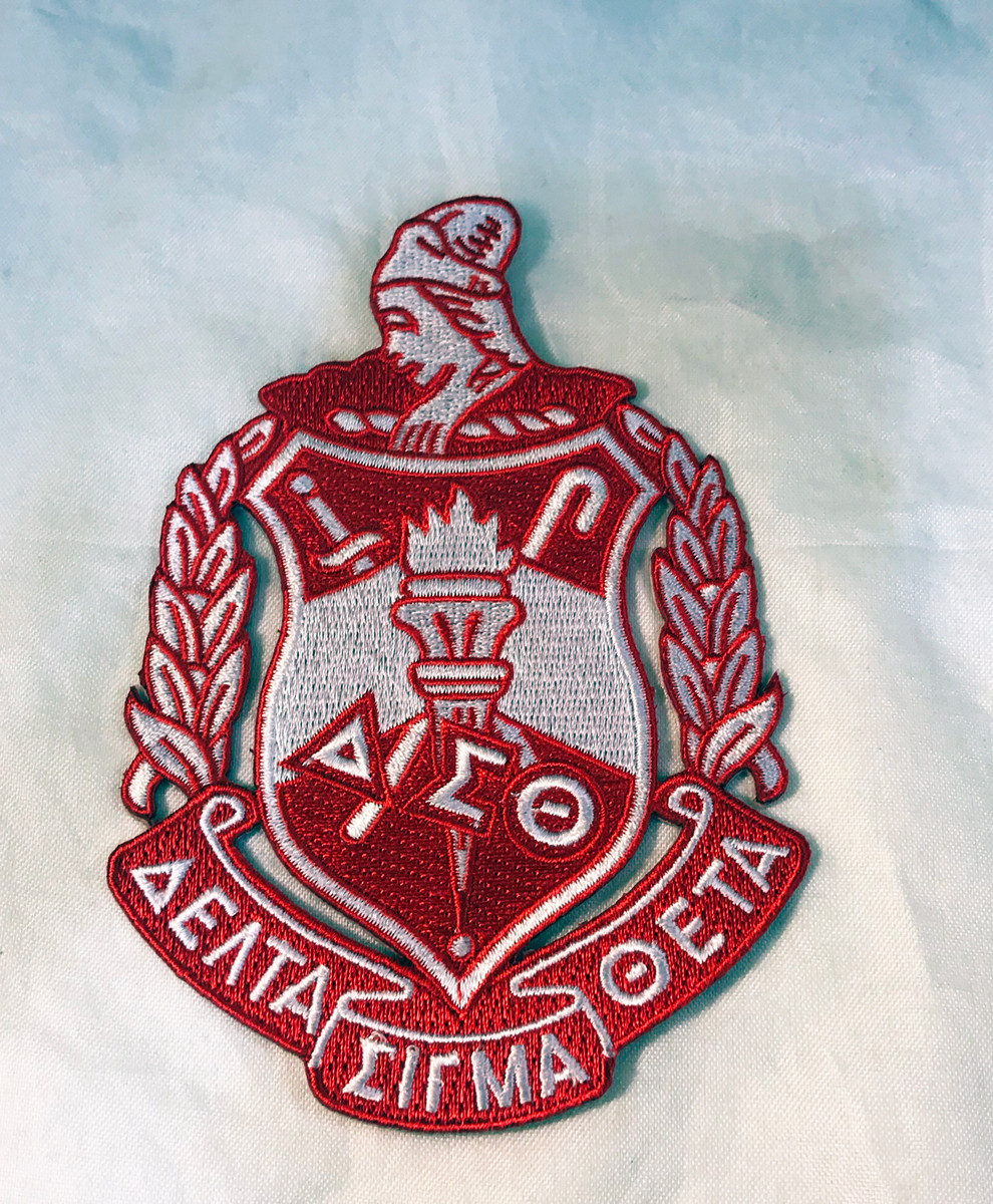 Delta sigma theta sorority emblem 5 inches  brothers and sisters Delta sigma theta sorority emblem 5 inches  brothers and sisters