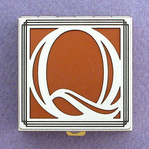 Monogram Letter Q Pill Box