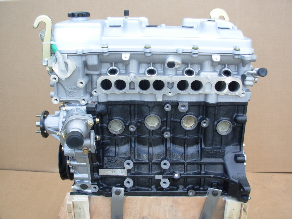 Water Pump Fit Fit Toyota Tacoma 4Runner T100 2.4 2.7 DOHC 2RZFE 3RZFE