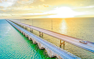 7 Mile bridge crossing while traveling to Key West