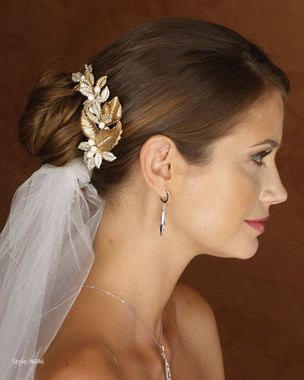 Marionat Bridal 8696 Gold Leaf Clip with Rhinestones and Pearls- Le crystal