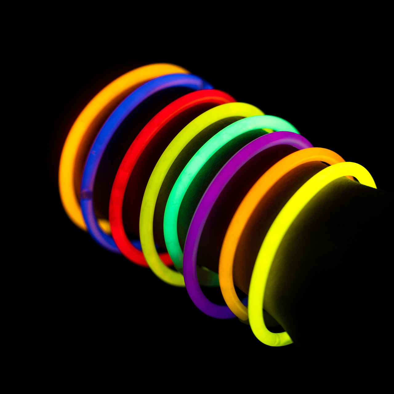 Glow stick deals wristbands