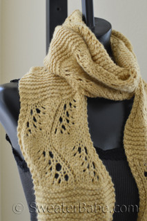 sinuously curved lace scarf knitting pattern