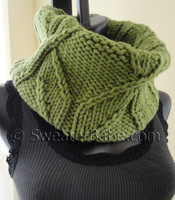 photo of #158 Chunky Pinwheel Cowl knitting pattern