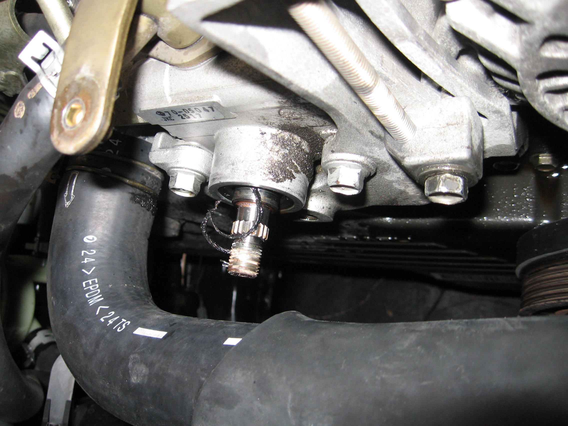 subaru-impreza-power-steering-pump-and-damaged-front-seal-ultimate-power-steering.jpg