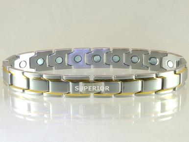 Magnetic Bracelet Rhodium Square SG 15/32" wide x 13/32" long link with 19 rare earth magnets in 9 1/8" length. It has a magnetic therapy pull strength of 650 grams.