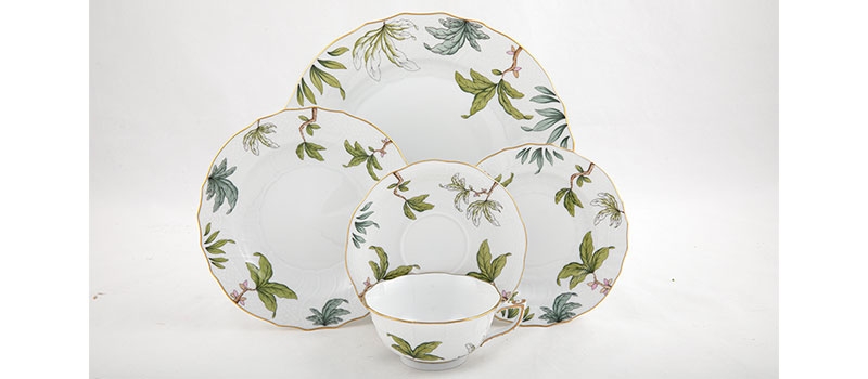 herend-foret-garland-5-pc-place-setting.jpg