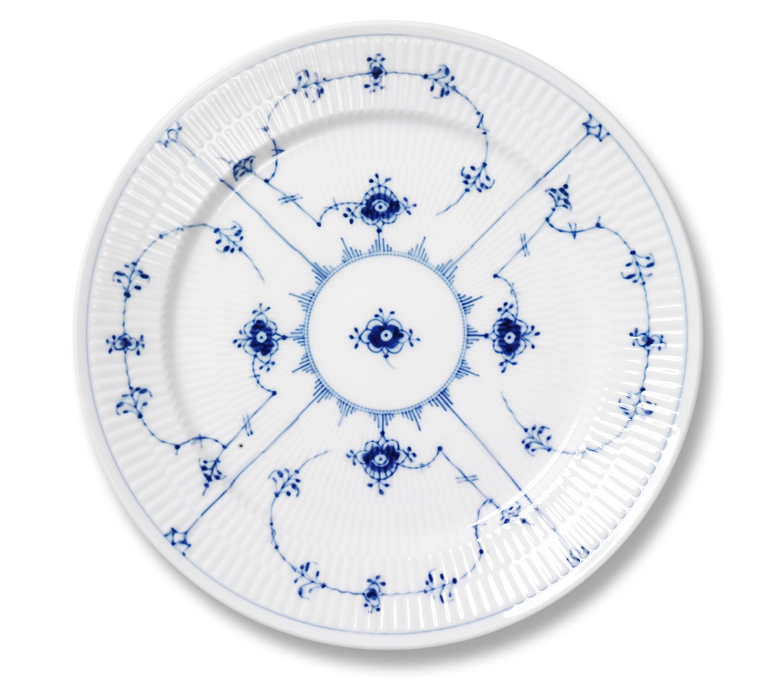 royal-copenhagen-blue-fluted-plain-dinner-plate-10.75-in-1017202.jpg