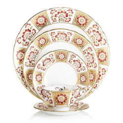 royal-crown-derby-derby-panel-red-5-piece-place-setting.jpg