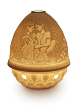 Lladro Devine Love Lithophane with Rechargeable LED Light 3.5x3.5x4.7 in 01017454