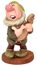 Walt Disney Classic Collection Snow White and Seven Dwarfs Sneezy Ah-Choo 4.5 in 453054523 11K-41073-0