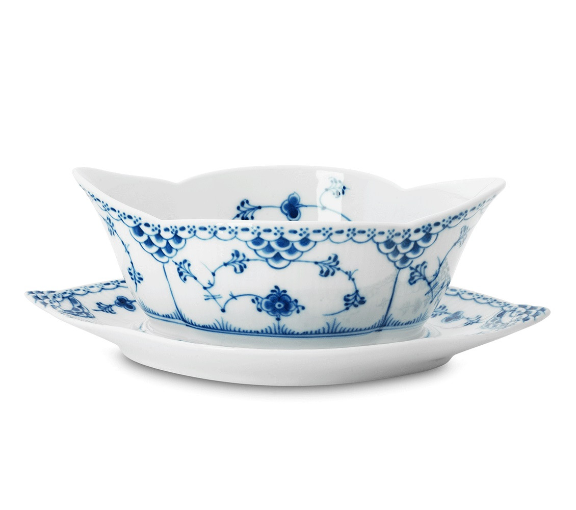 Royal Copenhagen Blue Fluted Half Lace Gravy Boat With Stand 18.5 oz